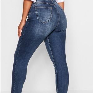 Plus Mid Rise Skinny Jeans